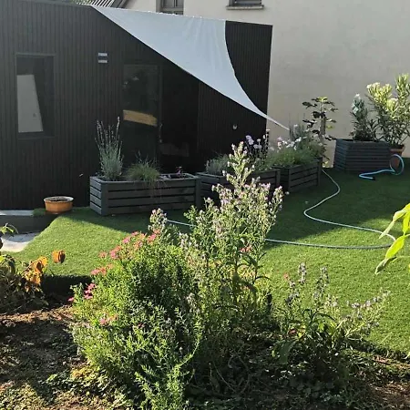 Au Fond Du Jardin 別荘
